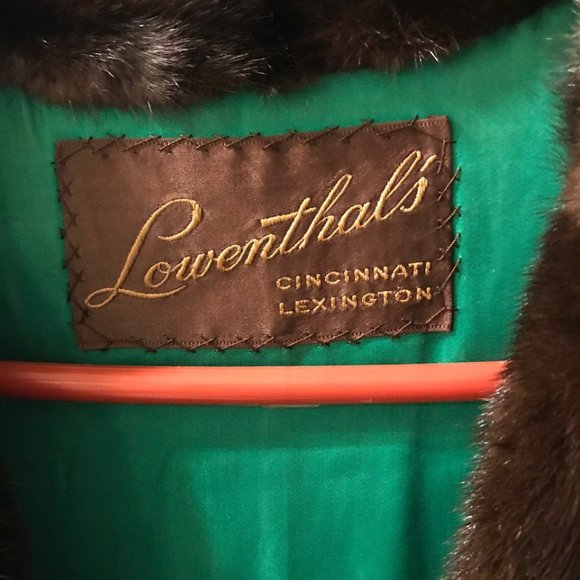 Vintage Lowenthal's Mink Fur Coat, Cuffs, & Hat - Picture 3 of 6